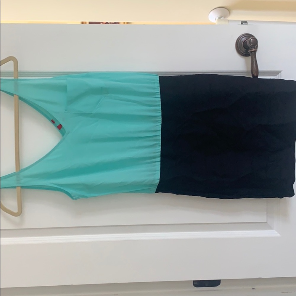 Women’s dress
